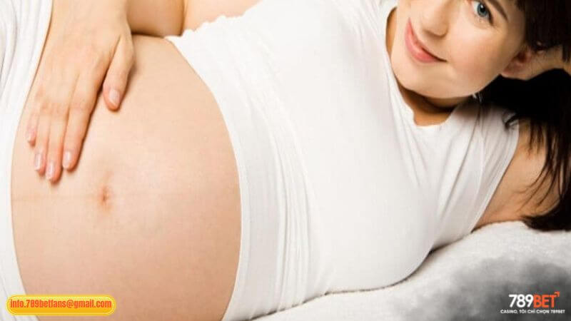 Mơ Thấy Có Bầu: Giải Mã Ý Nghĩa & Con Số Tài Lộc 4 Mơ thấy có bầu rồi sinh con